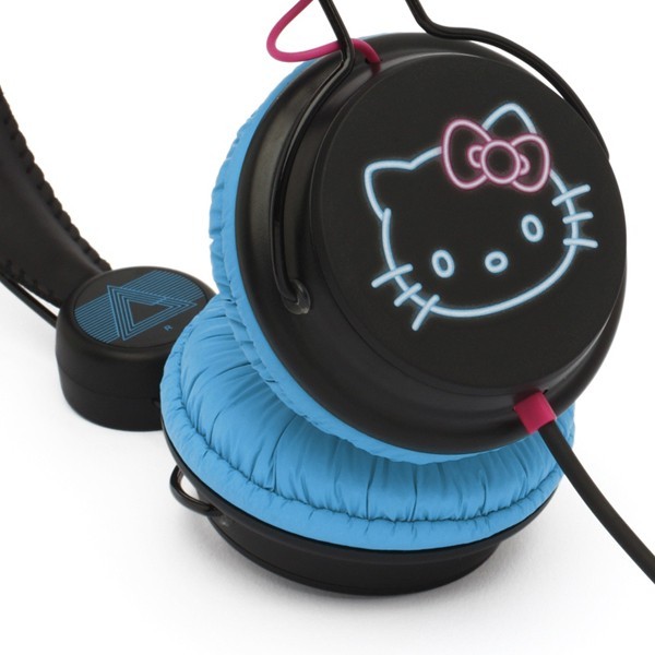 Night Life Hello Kitty: casque audio Coloud Night Life Hello Kitty sur  templeofdeejays.com